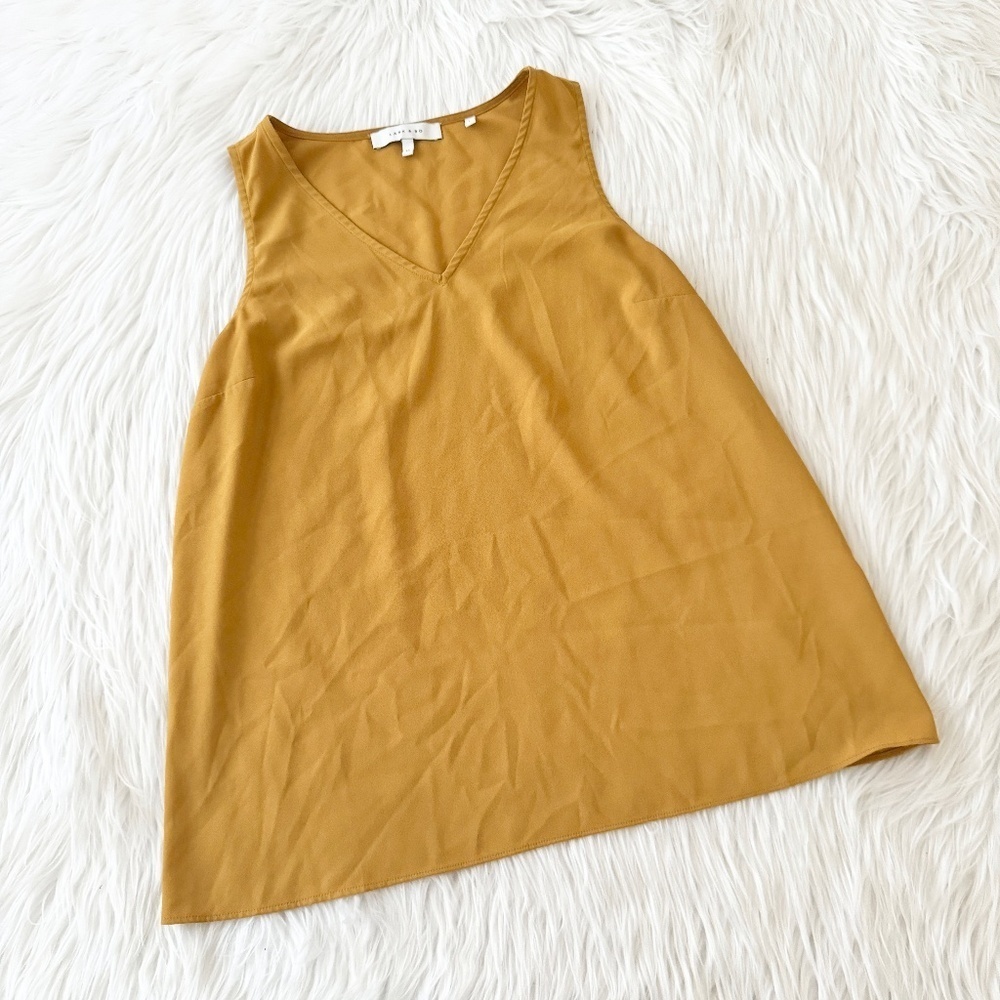 Lark & Ro V-Neck Mustard Blouse